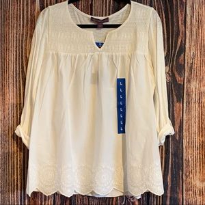 ⛱ Gloria Vanderbilt white blouse